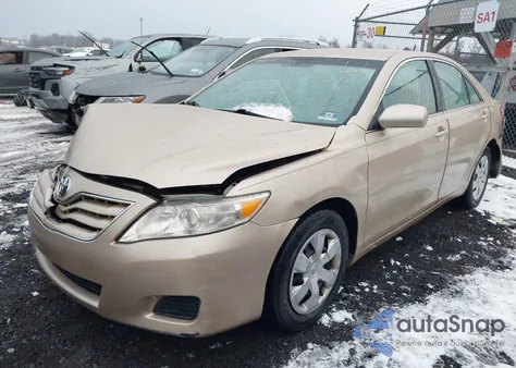 2011 Toyota Camry Le z USA, uszkodzony, nr VIN 4T1BF3EK0BU766613